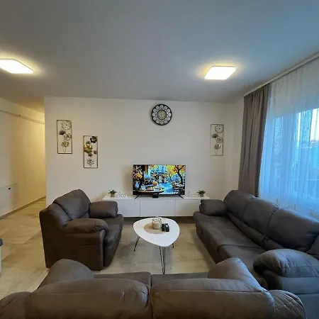 Apartment Lux Rose Kragujevac