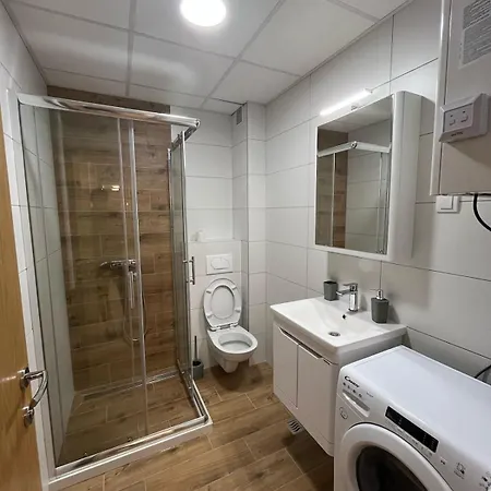 Lux Rose Apartment *