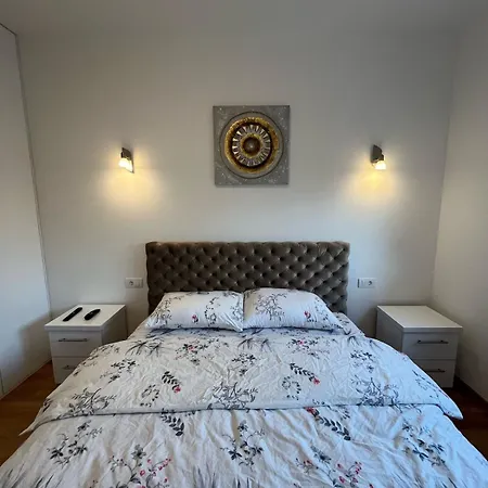 Apartment Lux Rose *