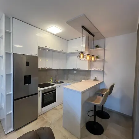 Lux Rose Apartment *