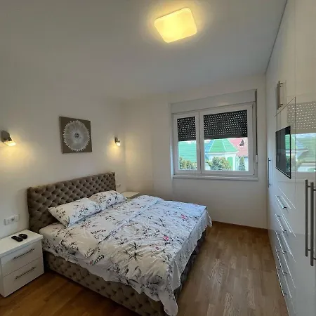 Lux Rose * Kragujevac